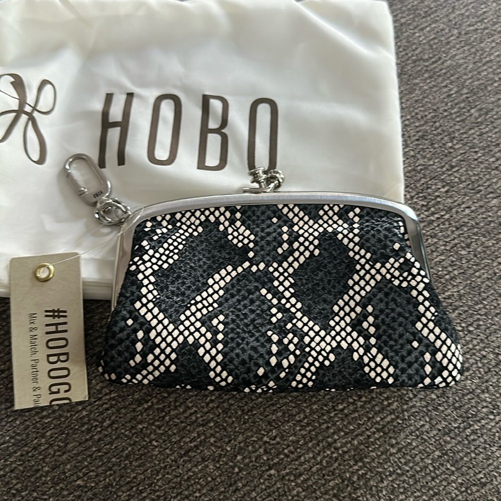 HOBO ❤️ GO Cheer frame Pouch~ Pixel Snake Print~NWT